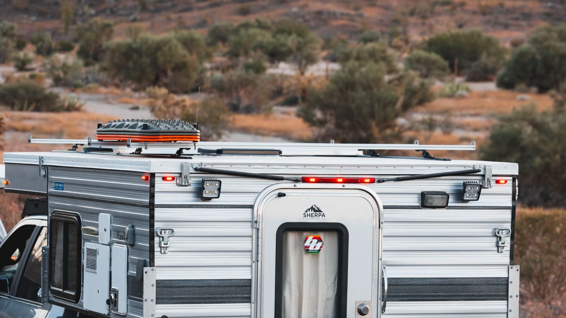 Adjustable Track Mounting Foot - Image 3