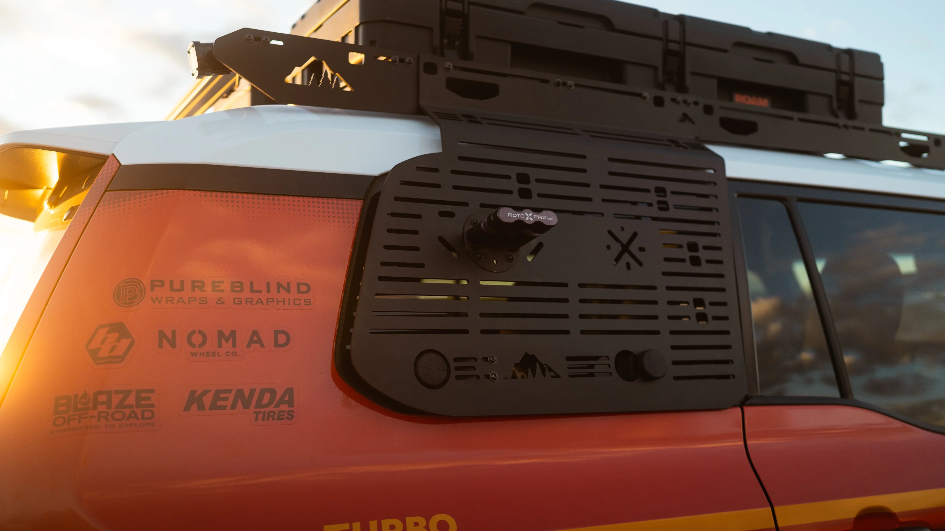 LC250/GX550 Window Panel - Image 5