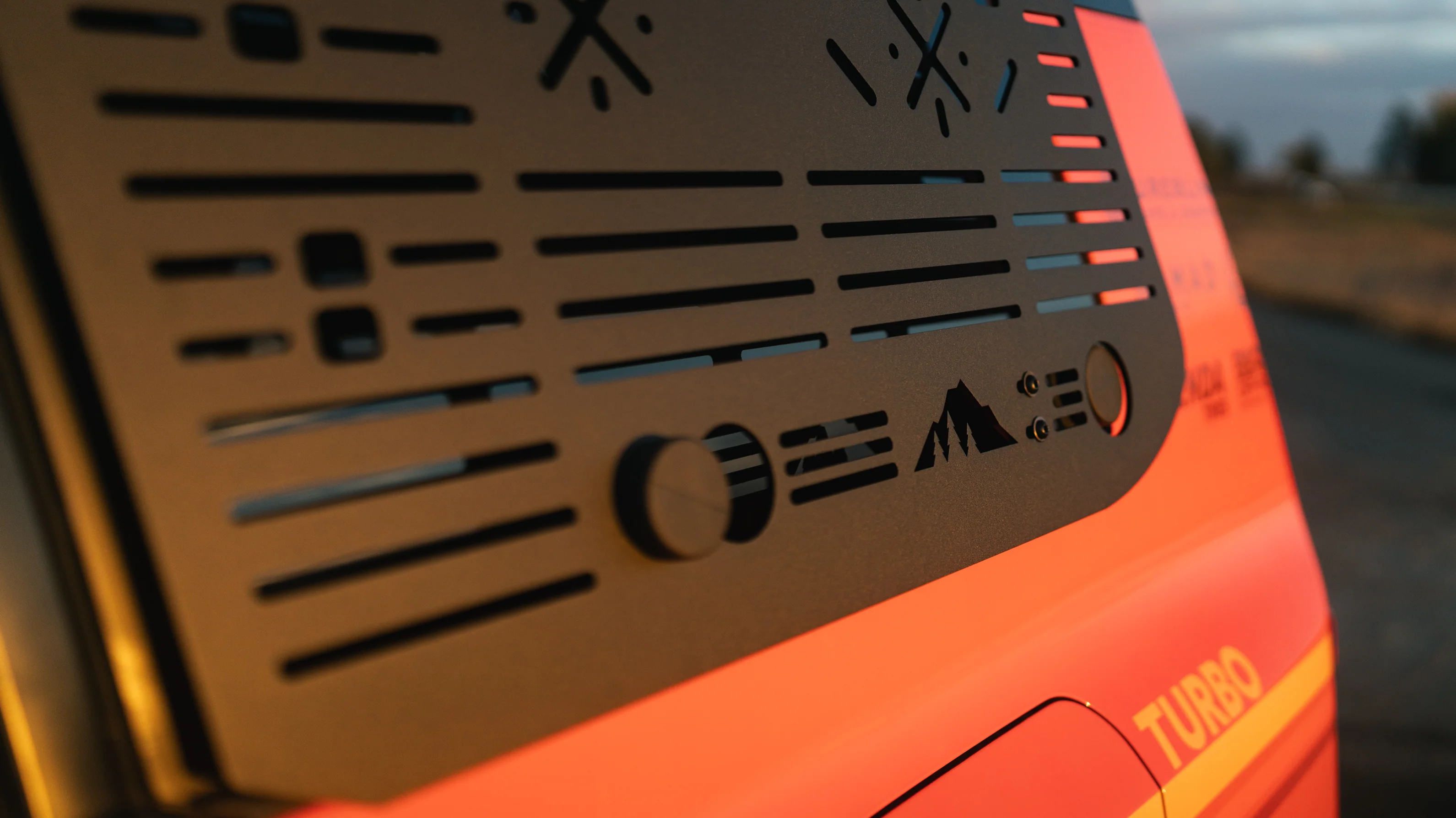 LC250/GX550 Window Panel - Image 9